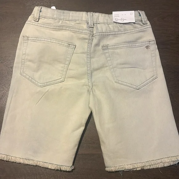 NWT Jessica Simpson
Big Girls 7-16 Denim Knee Length Short - Picture 6 of 9